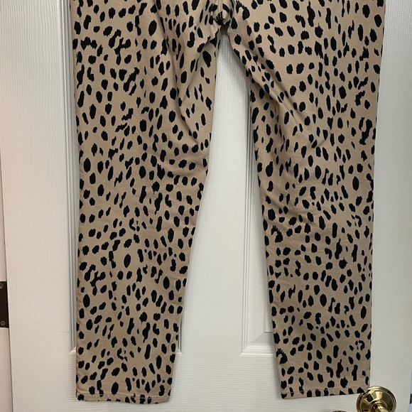 Chico’s So Slimming Girlfriend Slim Leg Ankle - Picture 5 of 11